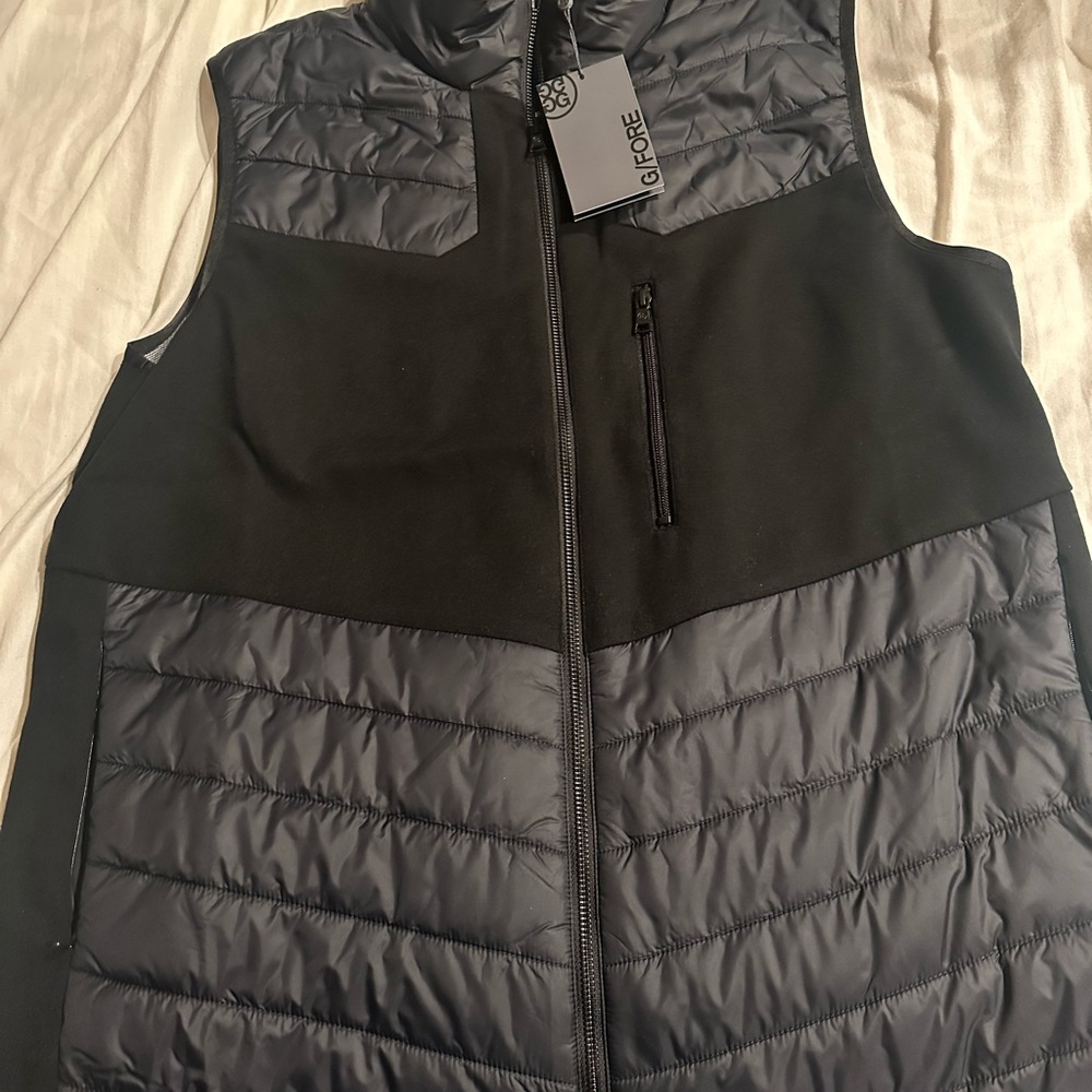 This vest is new never been used